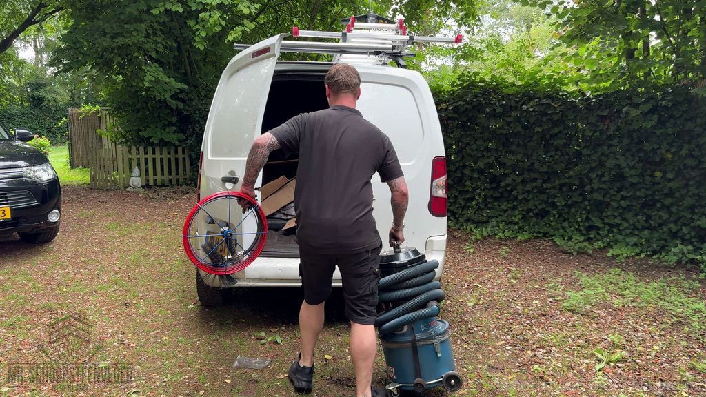 Schoorsteen onderhoud Maarssen ladder bus Schoorsteen onderhoud Maarssen ladder bus